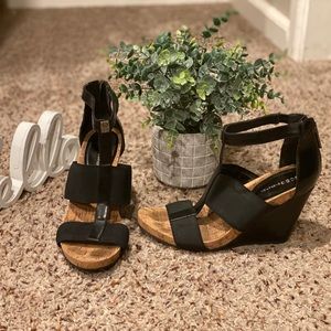 Women’s BCBG Wedge Shoes Sz 8